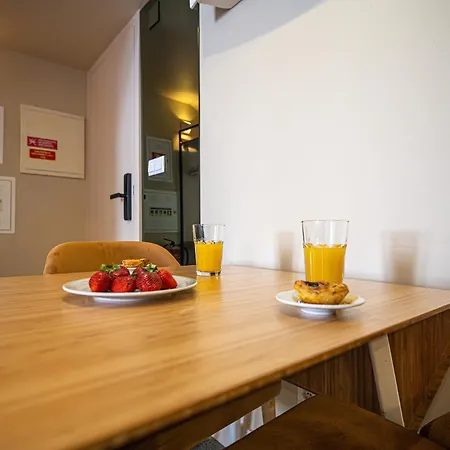 Daire Light Green Apartments - Downtown Lisbon Lisboa